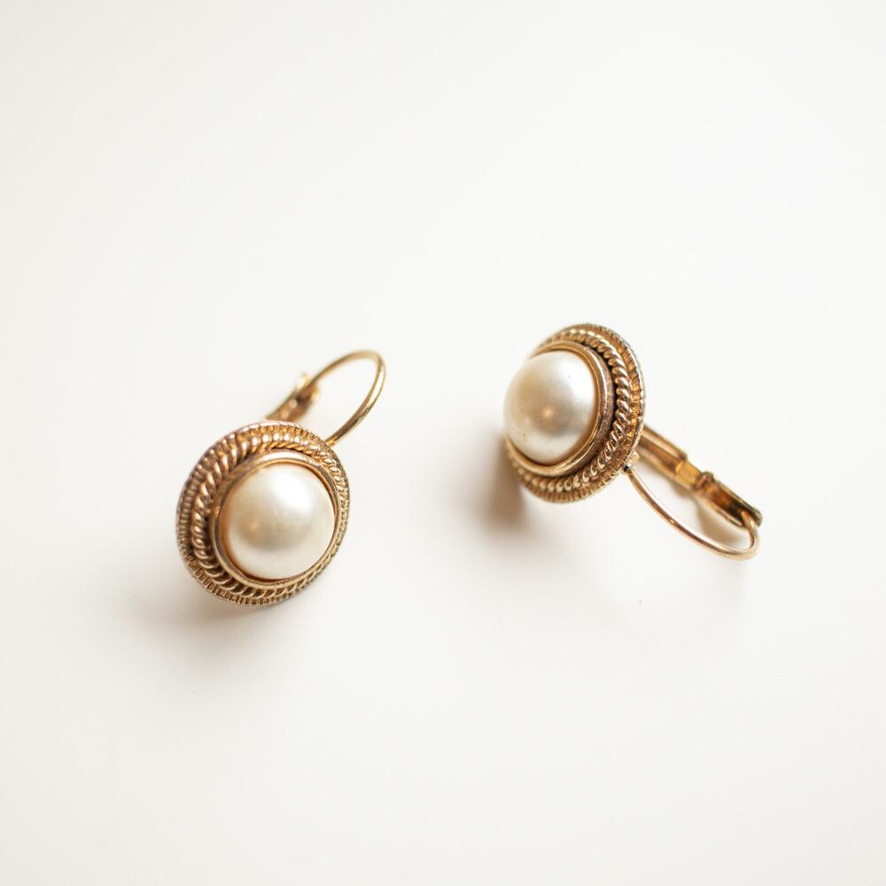 Gold Tone Leverback Pearl Style Earrings